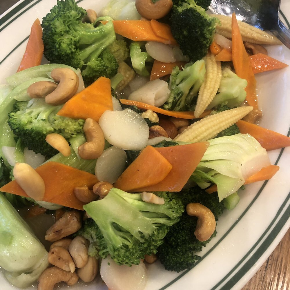 Easterly - Garlic Cashew Stir-Fry Vegetables - Chinese Near Me - Santa Clara, California Easterly - Garlic Cashew Stir-Fry Vegetables - Chinese Near Me - Santa Clara, California