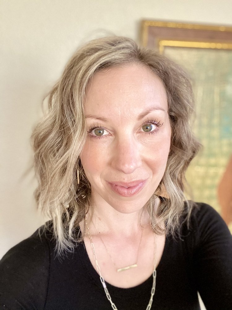 Nicole Byrne, LMFT - grief counselor in Oakland, CA