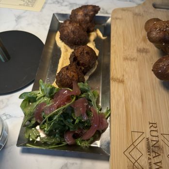 Runaway Whiskey & Wine - Whiskey Bars Near Me - Charlotte, North Carolina Runaway Whiskey & Wine - Whiskey Bars Near Me - Charlotte, North Carolina