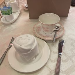 Tea setting