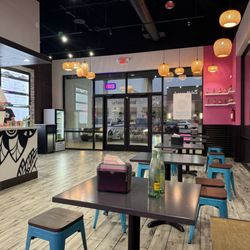 Aloha Poke - Interior