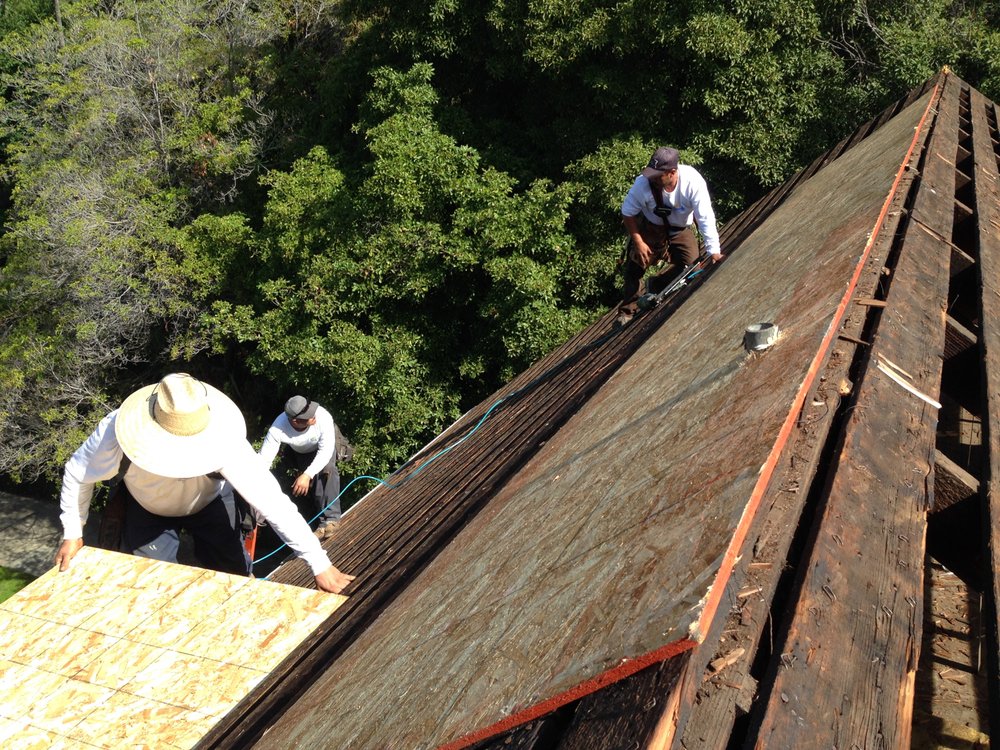 Slide of JW Roofing Services