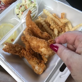 Raising Cane's Chicken Fingers - Fast Food Near Me - Kent, Ohio Raising Cane's Chicken Fingers - Fast Food Near Me - Kent, Ohio