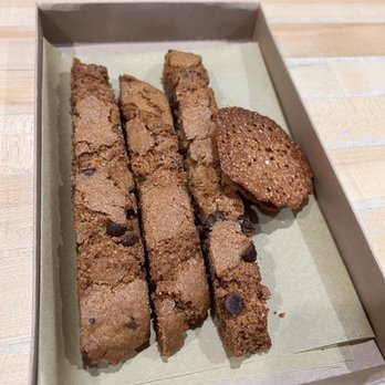 Dessert'D Organic Bake Shop - Lauren teen cookie and chocolate chip biscottis fresh out of the oven - Desserts Near Me - Mammoth Lakes, California