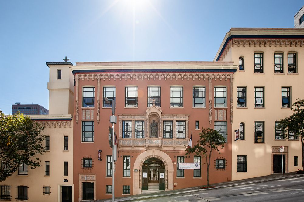 ECOLE NOTRE DAME DES VICTOIRES Updated September 2024 13 Photos & 22 Reviews 659 Pine St