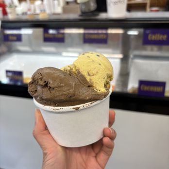 Husky Deli - Very generous, husky size - Ice Cream & Frozen Yogurt Near Me - Seattle, Washington