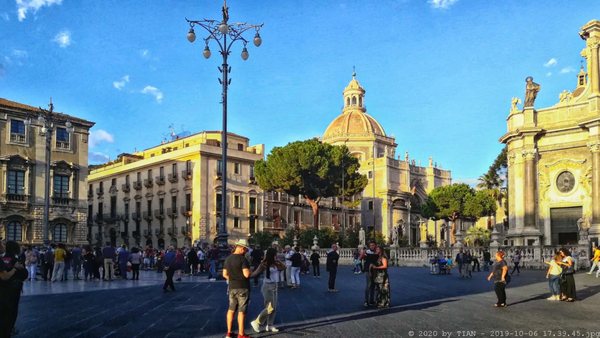 Fontana dell'Elefante (uʻ Liotru) by null