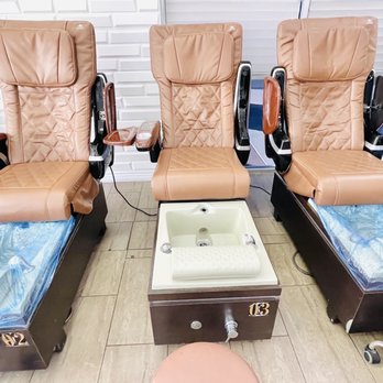 Nu Creations Nails - Pedicure seat waiting for you to fill it. Walk-ins for pedicures are always welcome! - Nail Salons Near Me - Tolleson, Arizona Nu Creations Nails - Pedicure seat waiting for you to fill it. Walk-ins for pedicures are always welcome! - Nail Salons Near Me - Tolleson, Arizona