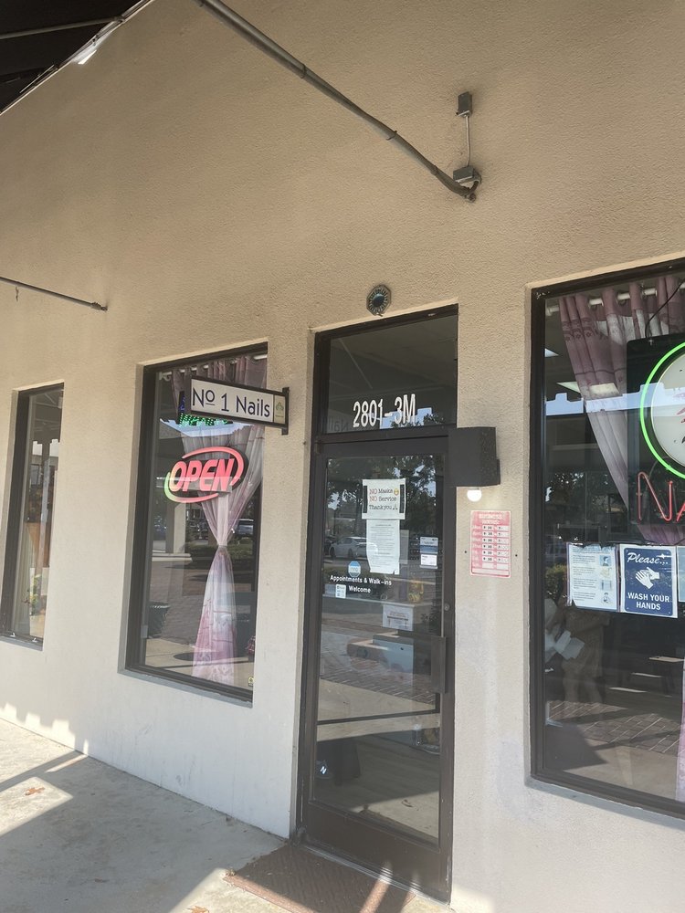 N1 Nail Salon Image