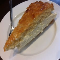 Café im Haus der Geschichte - Bienenstich