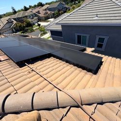Ray Handyman - solar panel cleaning