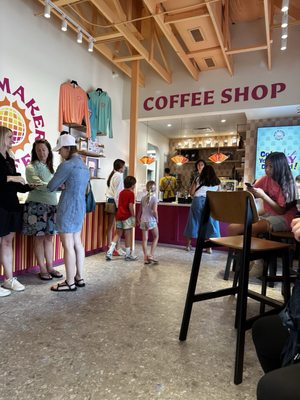 Day Maker Half Day Cafe by null