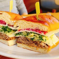 R+D Kitchen - Carnitas sandwich