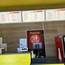 Jerry's Hot Chicken - Menu and order station