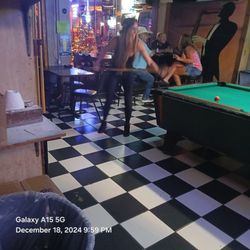 Coral Reef Lounge - We had fun in the back pool room....has it's own area away from the main action