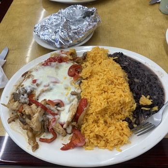 Los Compadres - Fajitas - Mexican Near Me - Elizabeth, New Jersey