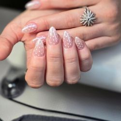 Salon De Manucure - Chrome with polkadots