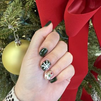 C’est Bon Nails - Nail design - Nail Salons Near Me - Baton Rouge, Louisiana