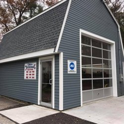 2 Mikes Automotive - Outside View Of The Building