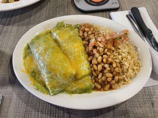 Wahoo's Tacos and More by null