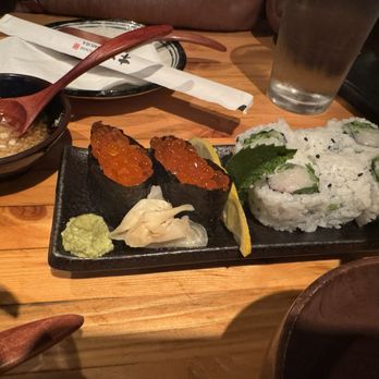 Kimura - Yellowtail Scallion roll and Salmon roe (Ikura) - Japanese Near Me - New York, New York