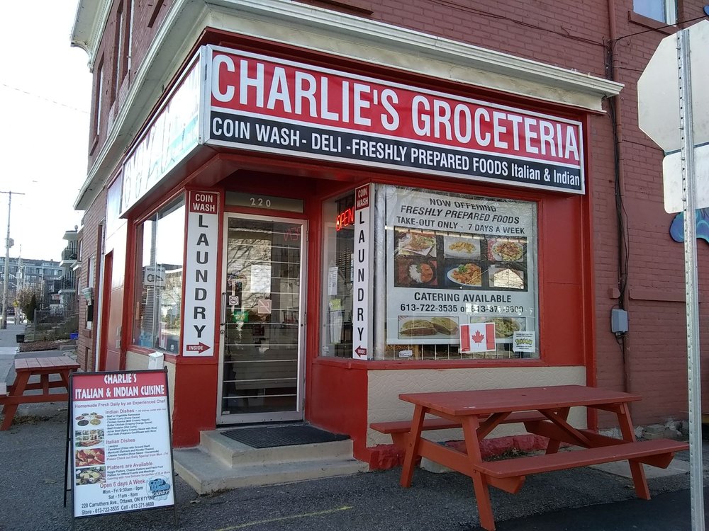 CHARLIES GROCETERIA Updated October 2024 13 Photos 220 Carruthers