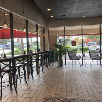 CAO Bakery & Cafe - Inside seating - Cuban Near Me - Fort Lauderdale, Florida CAO Bakery & Cafe - Inside seating - Cuban Near Me - Fort Lauderdale, Florida