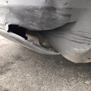 Classic Collision - Before repair - Auto Glass Services Near Me - Live Oak, Texas