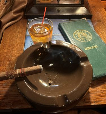 Shelly's Back Room by null