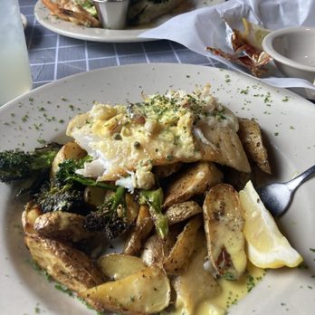 Side Door Cafe - Special of the day that I wish would be every day. Steelhead trout with crab! - New American Near Me - Gleneden Beach, Oregon Side Door Cafe - Special of the day that I wish would be every day. Steelhead trout with crab! - New American Near Me - Gleneden Beach, Oregon