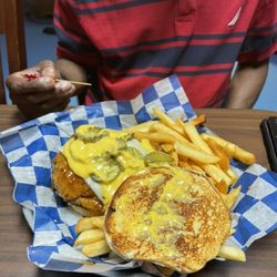 Cafe Agape - Chicken sandwich
