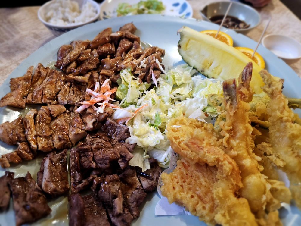 Food from Restaurant Amachi