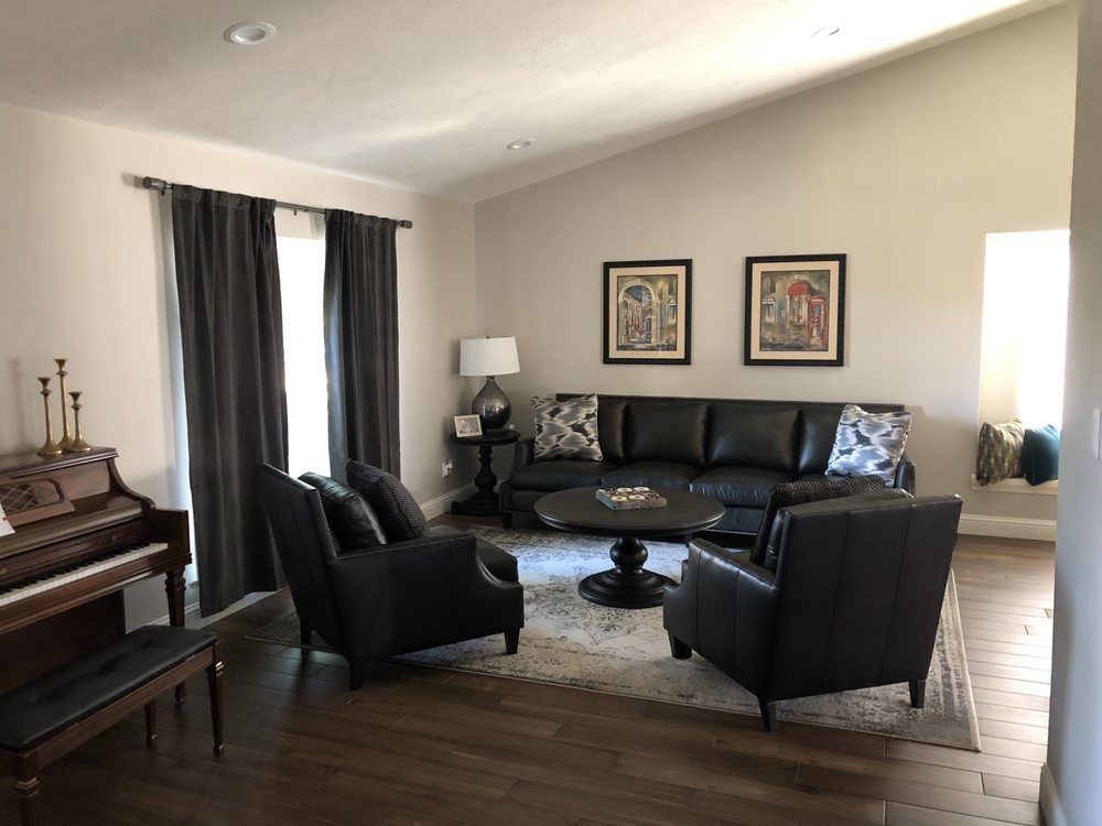 Slide of Rochier Contracting