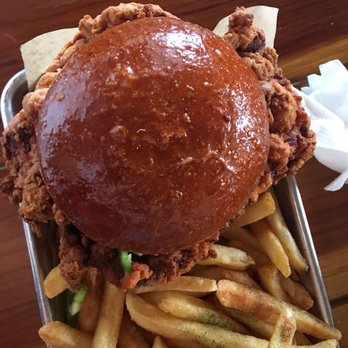 Brew Kitchen Bar - My second chicken sandwich - Gastropubs Near Me - Monterey Park, California