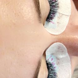 Bombshells Salon - Hybrid