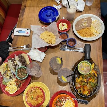 Yolanda's Mexican Cafe - Mexican Near Me - Oxnard, California