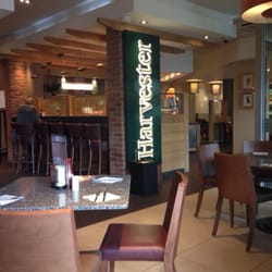 Harvester - Restaurant area