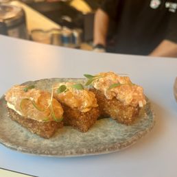Salmon crispy rice Salmon crispy rice