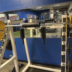 Salem Athletic Club - Another angle of the new contouring squat bar.