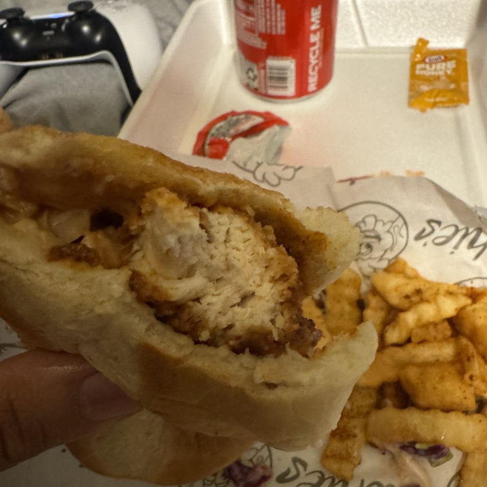 Richie’s Hot Chicken - Dry chicken and not seasoned well - Chicken Shop Near Me - West Covina, California Richie’s Hot Chicken - Dry chicken and not seasoned well - Chicken Shop Near Me - West Covina, California
