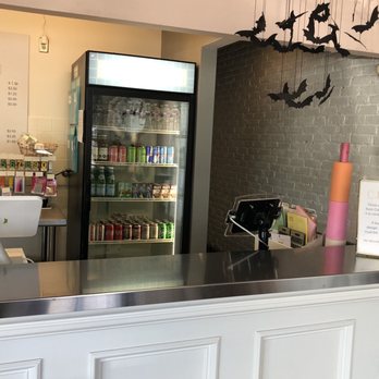Cake Fetish - Drinks/cash register - Desserts Near Me - Albuquerque, New Mexico