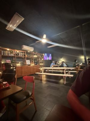 Pete's Hot Chicken by null