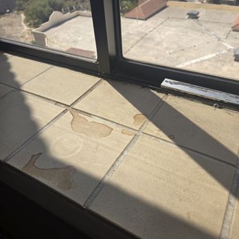 Harrah's Laughlin - A Caesars Rewards Destination - Coffee not cleaned up all over the window seal - Hotels Near Me - Laughlin, Nevada Harrah's Laughlin - A Caesars Rewards Destination - Coffee not cleaned up all over the window seal - Hotels Near Me - Laughlin, Nevada