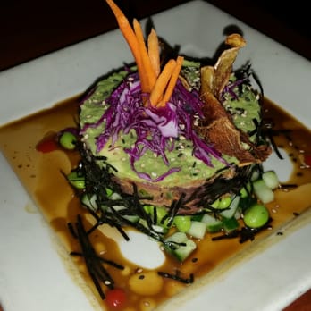 Yard House - Spicey tuna roll - Bars Near Me - Houston, Texas Yard House - Spicey tuna roll - Bars Near Me - Houston, Texas