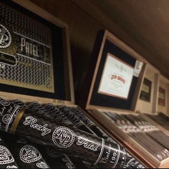 Vault - Vape Shops Near Me - Santa Clarita, California Vault - Vape Shops Near Me - Santa Clarita, California