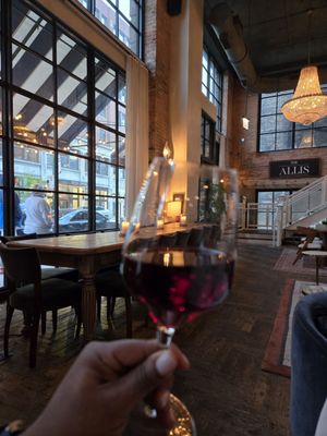 The Allis Chicago by null