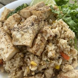 Thai fried rice with tofu. Yum!!!