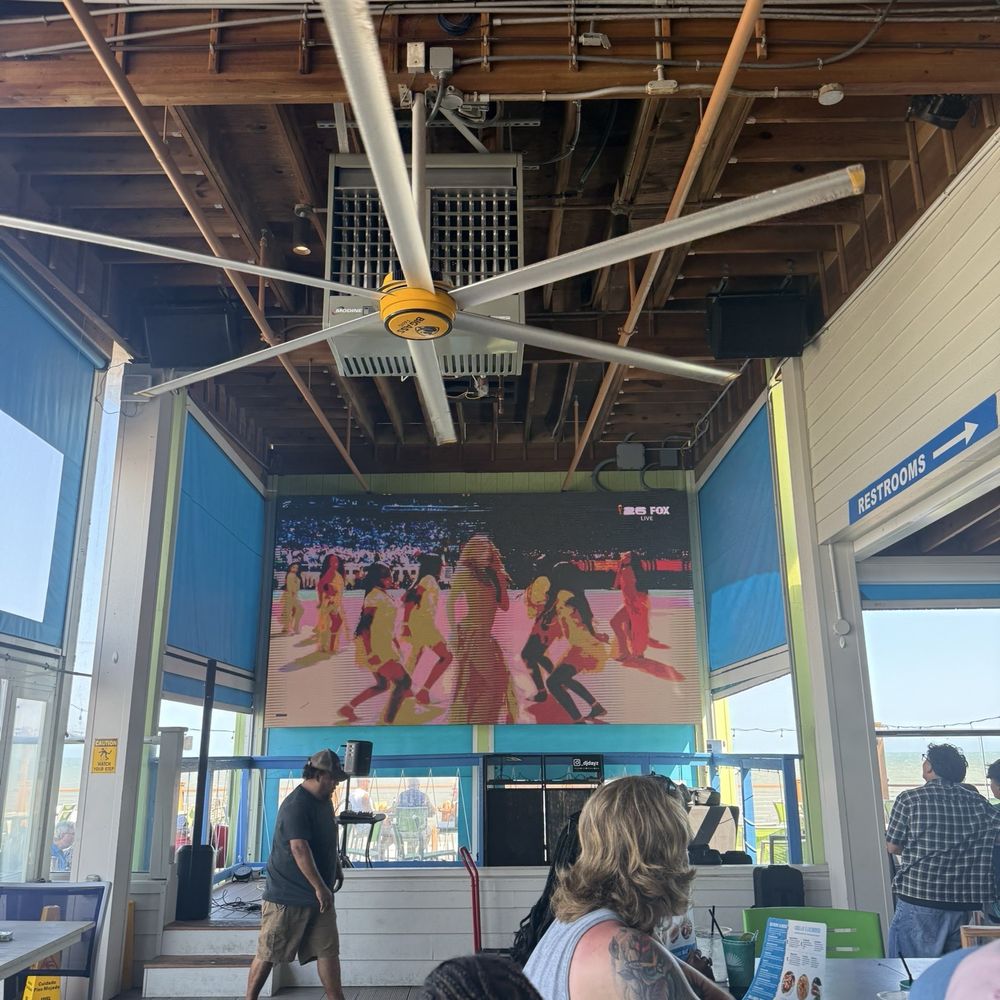 RipTydz - Inside during half time game - Seafood Near Me - Myrtle Beach, South Carolina