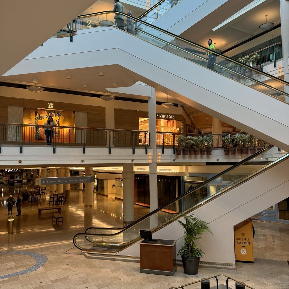 Washington Square Mall Hillsboro, OR - Last Updated January 2026 - Yelp