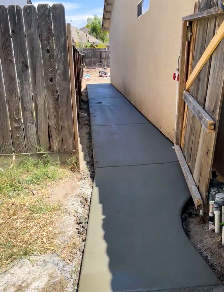 Slide of Alcantar Construction